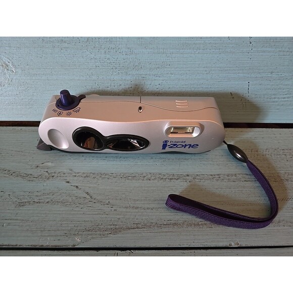 Y2K Polaroid i-Zone Instant Film Pocket Camera Silver Black 2 AA Batteries/Film - Picture 2 of 11